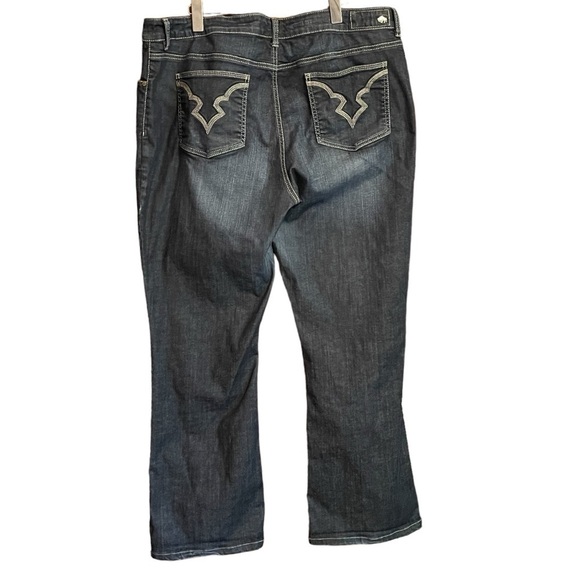 Buffalo David Bitton Women’s Denim Jeans - Size 18 - Felow Bootcut-Stretch - Picture 11 of 15